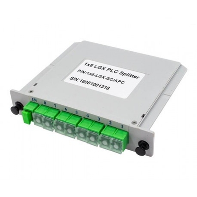 SC/APC LGX箱PLCのディバイダー1x8繊維の光学ディバイダー カード除数PLC 130x100x25mm